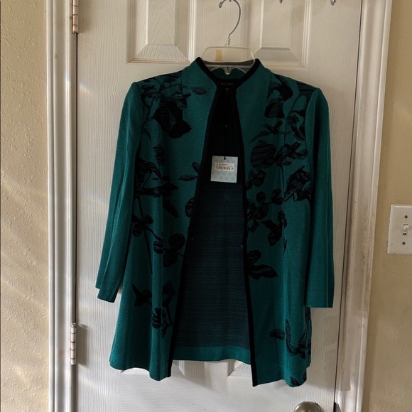 Ming Wang Teal Heritage Fit Top. Size: PXS. NWT - Picture 4 of 12